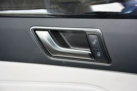 2015款奔驰E180L运动型