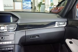 2015款奔驰E180L运动型
