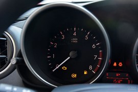 2015款马自达3星骋两厢1.6L手动舒适型