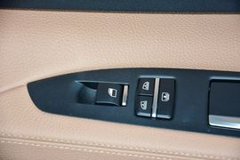 2013款宝马730Li豪华型