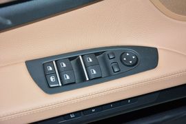 2013款宝马730Li豪华型