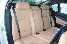 2013款宝马730Li豪华型