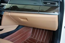 2013款宝马730Li豪华型