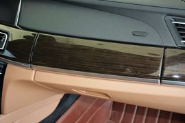 2013款宝马730Li豪华型