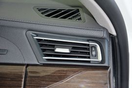 2013款宝马730Li豪华型