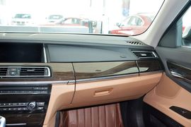 2013款宝马730Li豪华型