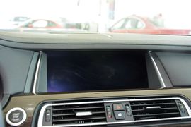 2013款宝马730Li豪华型
