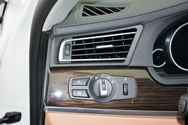 2013款宝马730Li豪华型