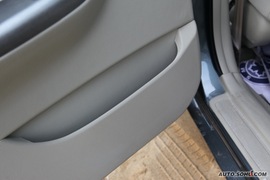 2009款英伦汽车海景试驾