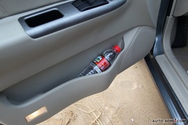 2009款英伦汽车海景试驾