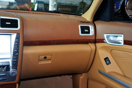 2013款华泰宝利格1.8T自动两驱智汇版