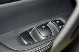 2014款日产奇骏2.5L
