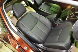 2014款日产奇骏2.5L