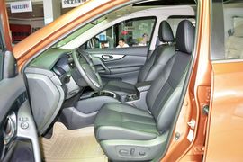 2014款日产奇骏2.5L