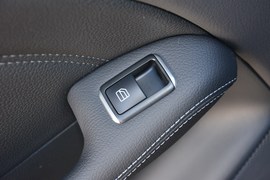 2015款奔驰B200豪华型