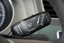 2015款大众高尔夫1.6L手动时尚型