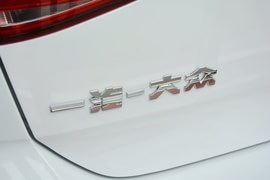2015款大众高尔夫1.6L手动时尚型