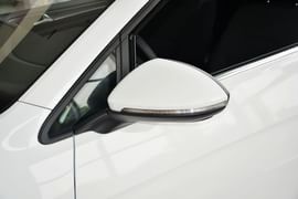 2015款大众高尔夫1.6L手动时尚型