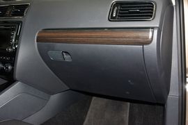 2015款大众速腾230TSI