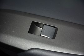 2015款雷克萨斯NX200