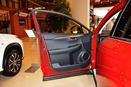 2015款雷克萨斯NX200