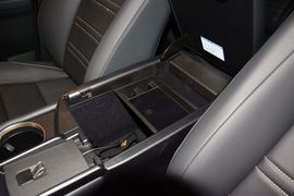 2015款雷克萨斯NX200