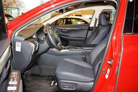 2015款雷克萨斯NX200