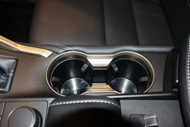 2015款雷克萨斯NX200