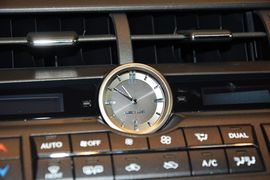 2015款雷克萨斯NX200