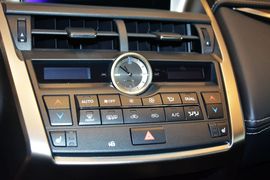 2015款雷克萨斯NX200