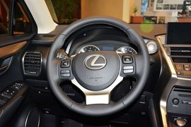 2015款雷克萨斯NX200