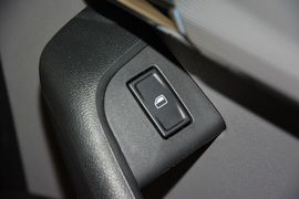 2015款斯柯达明锐1.6L自动逸俊版