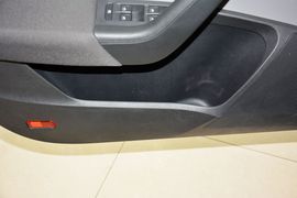 2015款斯柯达明锐1.6L自动逸俊版