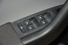 2015款斯柯达明锐1.6L自动逸俊版