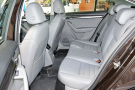 2015款斯柯达明锐1.6L自动逸俊版