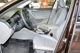 2015款斯柯达明锐1.6L自动逸俊版