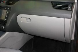 2015款斯柯达明锐1.6L自动逸俊版