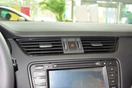 2015款斯柯达明锐1.6L自动逸俊版