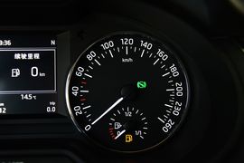 2015款斯柯达明锐1.6L自动逸俊版