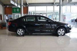 2015款斯柯达明锐1.6L自动逸俊版