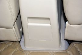 2015款北汽绅宝D20三厢1.5L自动乐享版