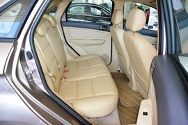 2015款北汽绅宝D20三厢1.5L自动乐享版