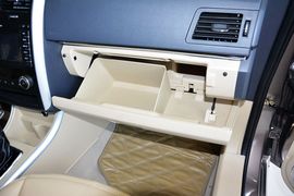 2015款北汽绅宝D20三厢1.5L自动乐享版