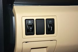 2015款北汽绅宝D20三厢1.5L自动乐享版