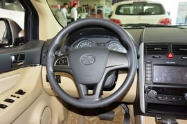 2015款北汽绅宝D20三厢1.5L自动乐享版