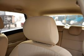 2015款北汽绅宝D20三厢1.3L手动乐活版