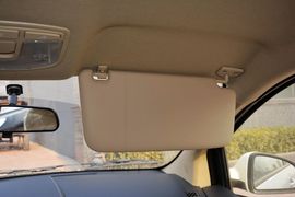 2015款北汽绅宝D20三厢1.3L手动乐活版