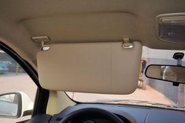 2015款北汽绅宝D20三厢1.3L手动乐活版