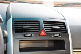 2015款北汽绅宝D20三厢1.3L手动乐活版