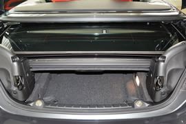 2014款宝马M4敞篷轿跑车